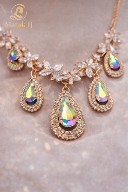 Matak IJ || Luxury Crystal Teardrop Necklace set with Earrings (Free) 17504