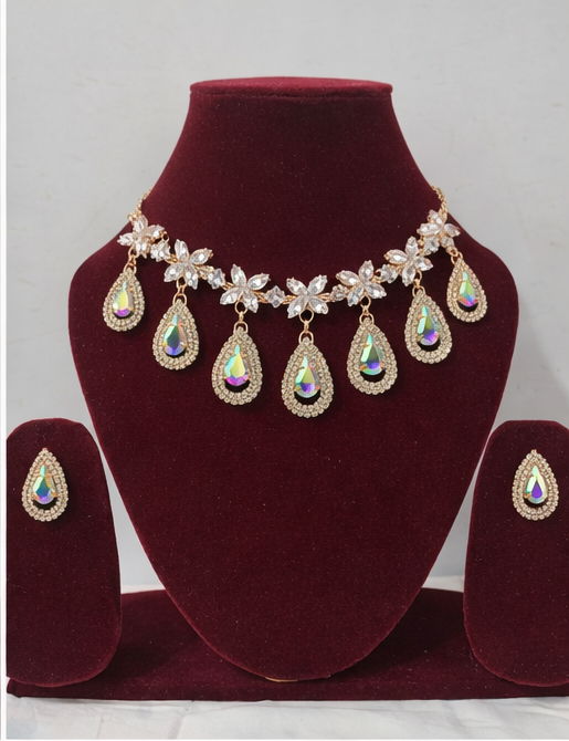 Matak IJ || Luxury Crystal Teardrop Necklace set with Earrings (Free) 17504