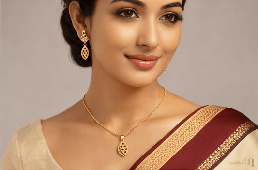 Matak IJ || Elegant Heart Leaf Gold-Plated Necklace Set with Earrings (Free) 17490-1
