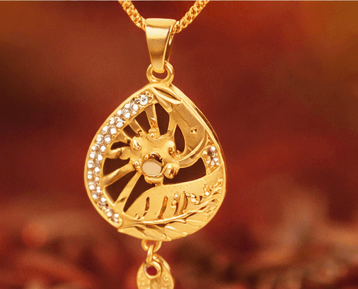 Matak IJ || Royal Radiance Gold Pendant Necklace Set with Elegant Earrings (Free) 17507-3